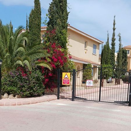 Modern Sea View Apartment Regina Gardens Pafos Zewnętrze zdjęcie