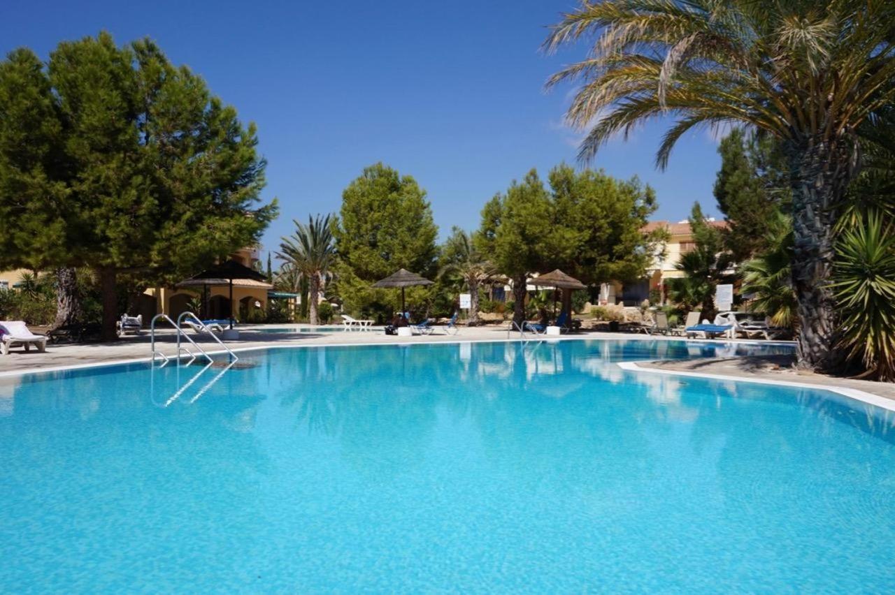 Modern Sea View Apartment Regina Gardens Pafos Zewnętrze zdjęcie